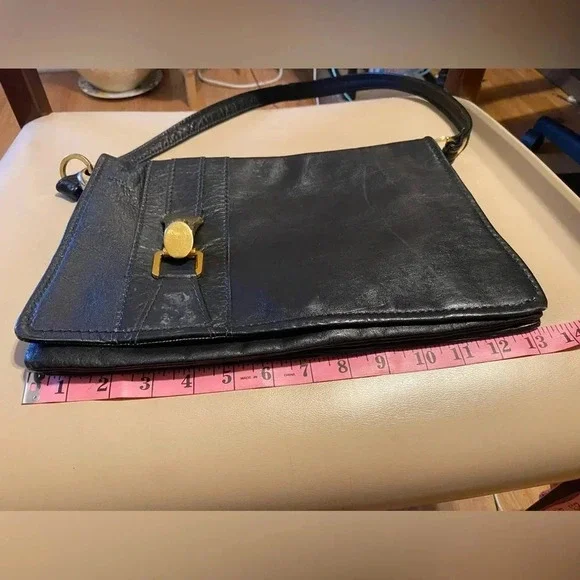 Vintage Genuine Leather Shoulder Bag Women - Great Condition - Very Elegant - Picture 14 of 16